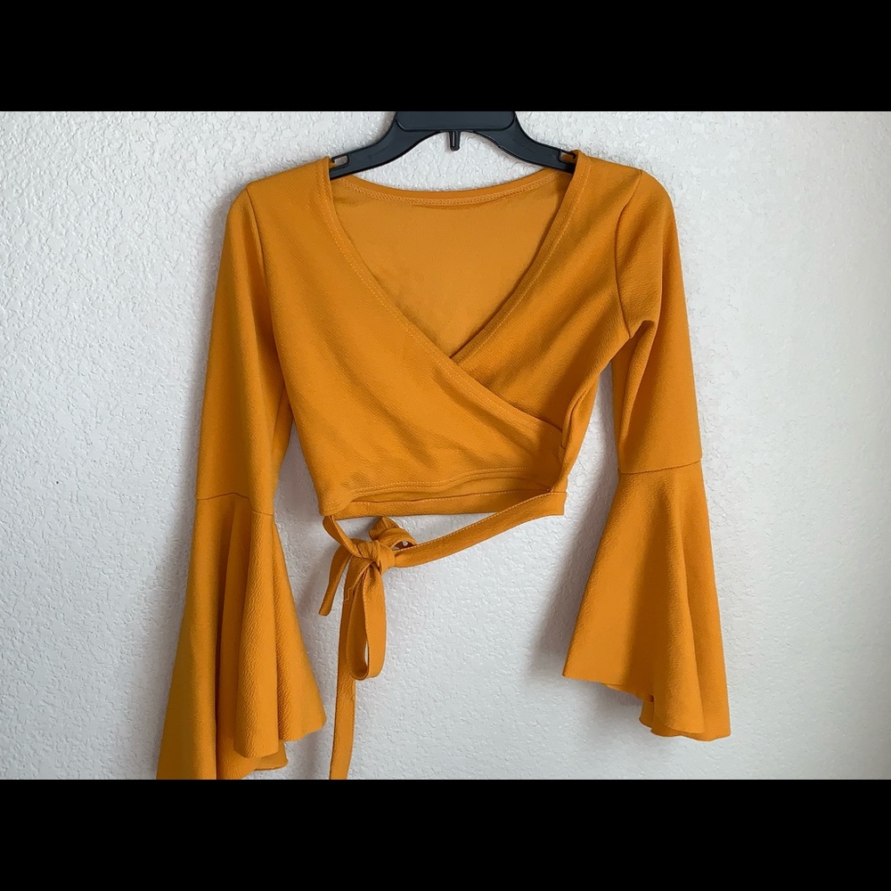 Boohoo tie around top